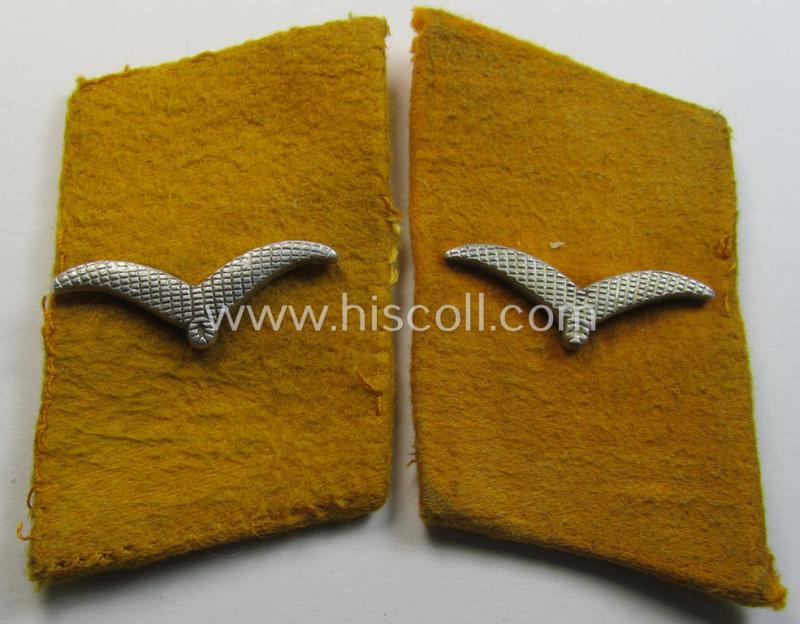 Fully matching pair of WH (Luftwaffe) golden-yellow-coloured, EM- (ie. NCO-) type collar-patches (ie. 'Kragenspiegel') as was intended for usage by a member serving within a: 'Flieger- o. Fallschirmjäger' regiment ie. unit