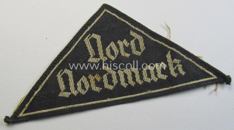 'HJ' ('Hitlerjugend') ie. 'BDM' ('Bund Deutscher Mädel'-) district-triangle (ie. 'Gebietsdreieck') entitled: 'Nord Nordmark' being a moderately used- ie. worn example that misses (some of) its paper-based 'RzM'-etiket