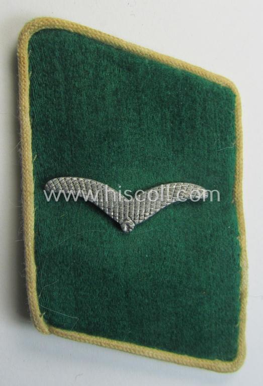 Attractive - albeit regrettably single! - bright-green-coloured- (and/or white piped) WH (Luftwaffe) collar-patch (ie. 'Kragenspiegel') as was intended for usage by a: 'Soldat der LW-Felddivisionen'