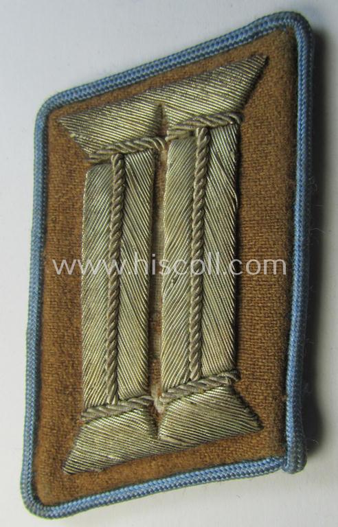Attractive - albeit single! - N.S.D.A.P.-type collar-patch (ie. 'Kragenspiegel für pol. Leiter') being a piece as intended for usage by an: 'N.S.D.A.P.-Amtsleiter' at 'Orts'-level and that comes in a moderately used ie. worn, condition