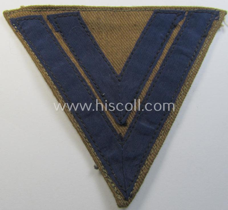 'Standard-pattern' - and truly very scarcely found! - typical 'tropical-issued', WH (Kriegsmarine) 'Obermatrose' (or: 'Obergefreiter') rank-chevron (ie: 'Armwinkel') as was intended for usage on the beige-tan-coloured, tropical navy-tunics