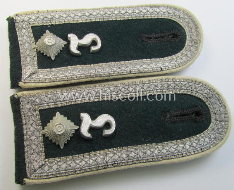 Attractive - and fully matching! - pair of WH (Heeres), early-war period- (ie. 'M36'- ie. 'M40'-pattern and/or rounded-style) neatly 'cyphered', NCO-type shoulderstraps as was intended for a: 'Feldwebel eines Infanterie-Lehr-Abteilungs'