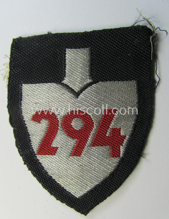Attractive, officers'-pattern so-called: RAD (ie. 'Reichsarbeitsdienst') sleeve-badge (or: 'Dienststellenabzeichen') bearing the specialist- (ie. unit-) designation that reads: '294'
