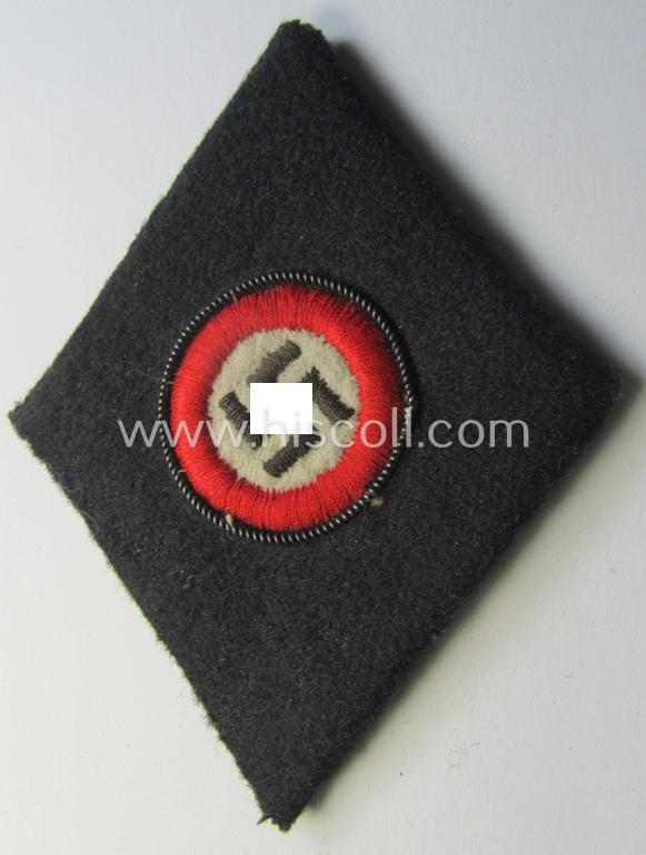 Attractive - and truly rarely encountered! - neatly hand-embroidered, 'N.S.D.A.P.'-related sleeve-diamond (ie.: 'Ärmelraute') showing a: 'Parteiabzeichen' as was specifically worn by (early-period!): 'N.S.D.A.P.-Stabsleiter'