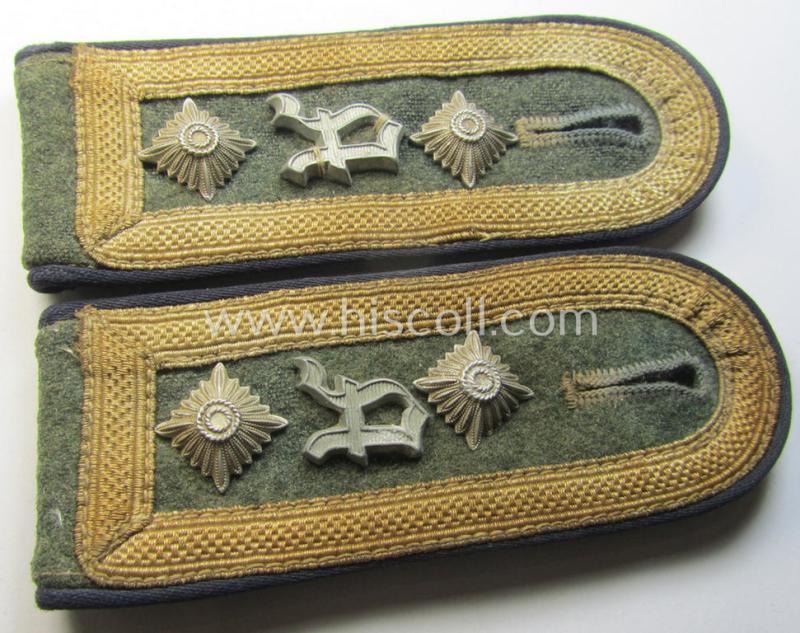 Fully matching pair of WH (Heeres) early- (ie. mid-) war-period- (ie. 'M40/M43'-pattern) NCO-type 'cyphered' shoulderstraps as was intended for usage by an: 'Oberfeldwebel einer Sanitäts-Abteilung und Mitglied einer Ärtzlichen Akademie des Heeres'