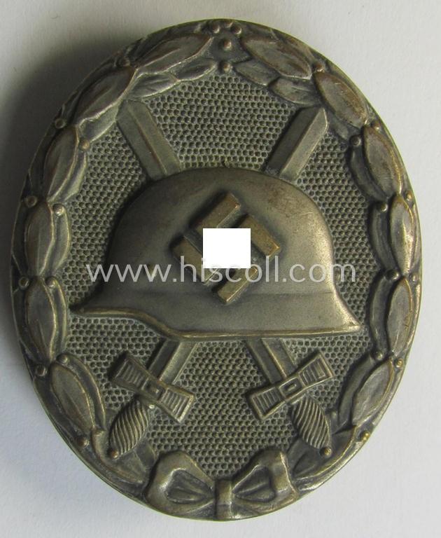 Attractive - and fairly luxuriously-styled! - 'Verwundeten-Abzeichen in Silber' being a non-maker-marked- and (I deem) early-period 'Buntmetall'-based example as was produced by a (by me) unidentified maker