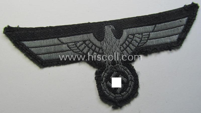Superb - and truly used! - WH (Heeres Pz) 'flatwire'-woven, officers'-type breast-eagle (ie. 'Brustadler für Offiziere') as executed in bright-silverish-coloured braid as intended for usage on the various officers'-pattern 'wrap-around'-tunics