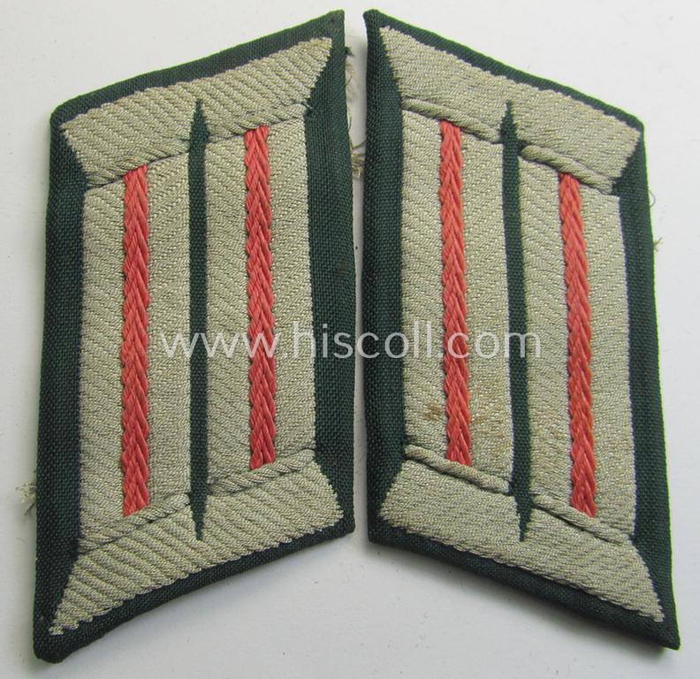 Superb, pair of WH (Heeres) later-war-pattern, officers'-type collar-tabs (ie. 'Kragenspiegel für Offiziere') as entirely executed in 'BeVo'-weave pattern as was intended for an officer serving within the: 'Panzer- o. Panzerjäger-Truppen'