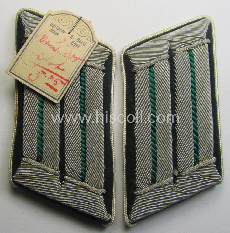 Attractive - and fully matching! - pair of WH (Heeres) officers'-type collar-tabs (ie. 'Kragenspiegel für Offiziere') as intended for an: 'Beambter ie. Offizier des gehobenen Dienstes'