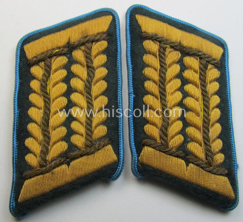Superb - and fully matching and/or scarcely encountered! - pair of WH (Heeres) hand-embroidered, high-ranked officers'-type collar-patches as was intended for - and with certainty worn by! - a: 'Wehrmachtsbeamte des höheren Dienstes'