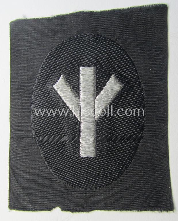 Attractive - and scarcely encountered! - N.S.K.K.- (ie. 'National-Soc. Kraftfahr-Korps'-) related armbadge as executed in 'BeVo'- weave pattern as was specifically intended for a: 'N.S.K.K. Sanitäts-Unterführer o. Mann' (ie. 'Feldscher')