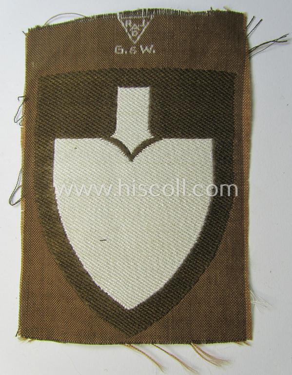 Attractive - and actually scarcely encountered! - RAD (ie. 'Reichsarbeitsdienst') brown-coloured sleeve-badge (or: 'Dienststellenabzeichen') as was specifically intended for usage by all (lower-ranked) RAD-staff acting at: 'Reichsleitungs'-level