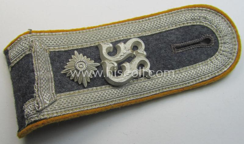 Attractive - regrettably single but nevertheless rarely seen! - neatly 'cyphered', WH (Luftwaffe) NCO-type shoulderstrap as was specifically intended for usage by a: 'Feldwebel und Mitglied einer Luftwaffen-Sportschule'