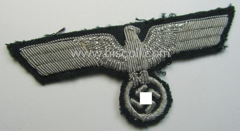 Attractive - and moderately used! - WH (Heeres) officers'-type, hand-embroidered breast-eagle (ie. 'Brustadler für Offiziere') as was executed in bright-silverish-coloured braid as was intended for usage on the various officers'-pattern tunics
