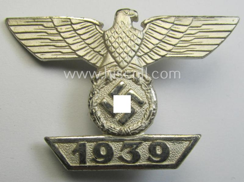 Stunning, 'Wiederholungsspange zum EK I. Klasse' (or: bar to the WWI IC first class) being a typical, non-maker-marked example as was produced by a to date still unidentified maker (ie. 'Hersteller')