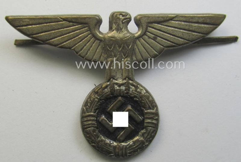 Silver-toned - and I deem 'Buntmetall'-based - early-pattern, SS- o. SA-type, political- ie. 'Art Deco'-styled visor- (ie. 'Schirmmützen'-) cap-eagle being a non-maker-marked example that comes in a used- ie. carefully cap-removed-, condition
