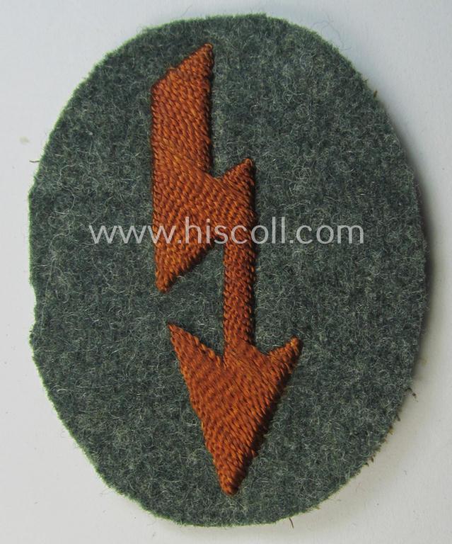 WH (Heeres) trade- and/or special-career-insignia ie. hand-embroidered 'signal-blitz' being a (vaguely) maker-marked example as was specifically intended for a soldier within the: 'Kradschützenbtle. der Pz. Div. u. Inf. Divisione (mot.)'
