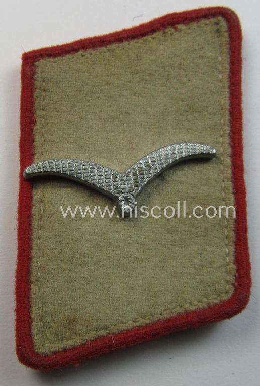 Attractive - albeit regrettably single! - white-coloured- (and/or bright-red piped-) WH (Luftwaffe) collar-patch (ie. 'Kragenspiegel') as was intended for usage by a: 'Soldat der Hermann Göring Division'