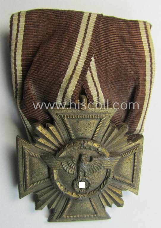 Superb - and not that easily found! - 'N.S.D.A.P. Dienstauszeichnung in Bronze' (ie. '3. Stufe für 10 Jahre t.D.') being a 'regular-weight'-pattern, zinc- (ie. 'Feinzink'-) based example that comes mounted as a so-called: 'Einzelspange'