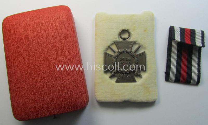 (Post) WWI-period: 'Frontkämpferkreuz 1914-18 mit Schwertern' (ie.: 'Kriegsteilnehmerkreuz 1914-18 mit Schwertern') that came stored in its truly luxuriously-styled, bright-red-coloured etui