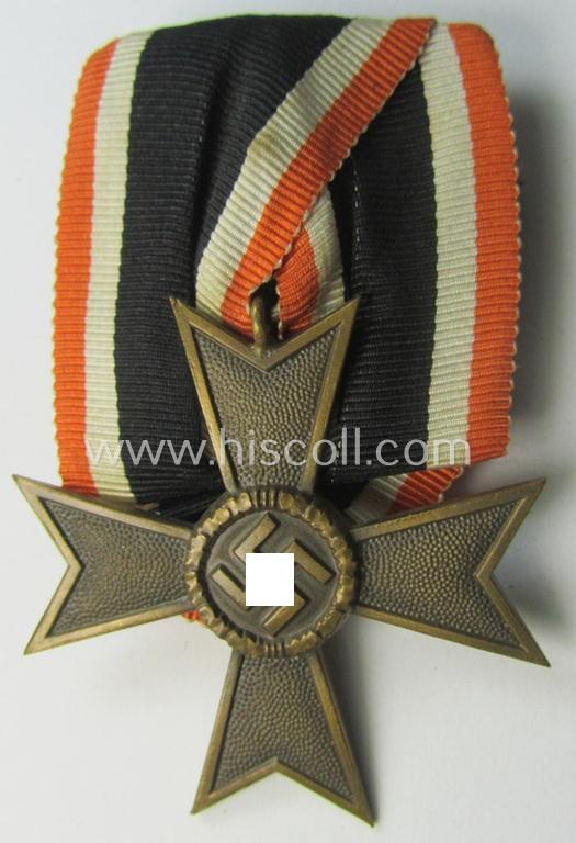 'Einzelspange': 'Kriegsverdienstkreuz II. Klasse ohne Schw.' (or: war-merits' cross 2nd class without swords)