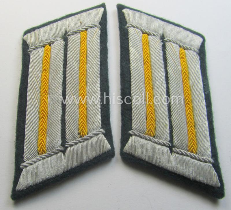 Pair of WH (Heeres) officers'-type collar-tabs: 'Offizier der Kavallerie o. Aufkl.-Trpn.'