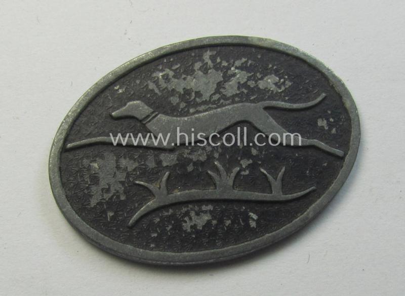 Superb, WH (Heeres) Panzer-related so-called: 'Truppentraditionsabzeichen ie. Ehrennadel der 116. Panzer-Division' (aka 'Windhund-Division') being a detailed example as was executed in black-coloured zinc-based metal (ie. 'Feinzink')