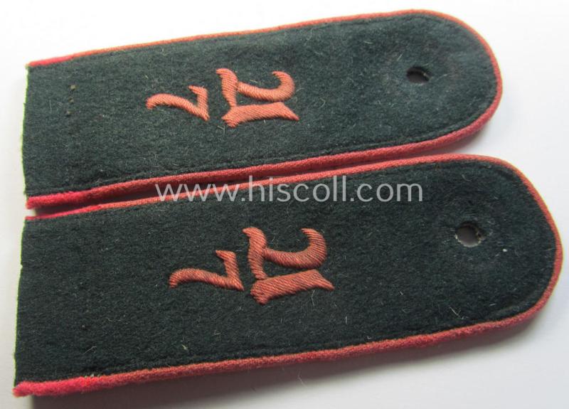 Superb - and fully matching! - pair of WH (Heeres) pre-war-period (ie. 'M-36- o. M40'-) pattern', neatly 'cyphered' EM-type shoulderstraps as was intended for - and worn by! - a: 'Soldat und Mitglied des Panzer-Aufklärungs-Abts. 7'