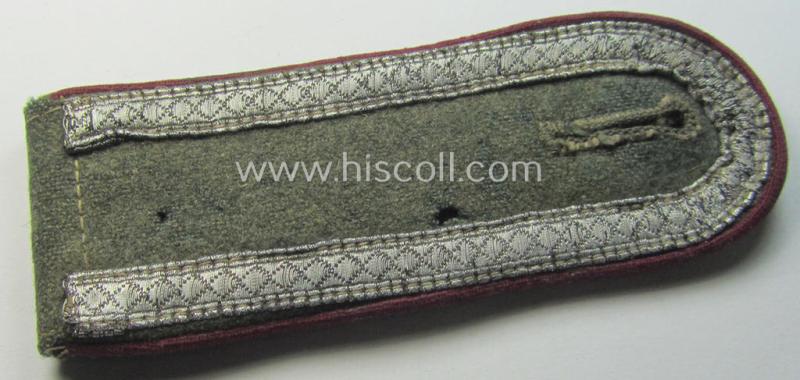 Single, WH (Heeres) 'M41- o. M43'-pattern, NCO-type shoulderstrap: 'Uffz. eines Nebelwerfer-Abtlgs.'