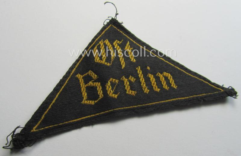 'HJ' ('Hitlerjugend') district-triangle (ie. 'Gebietsdreieck') entitled: 'Ost Berlin'