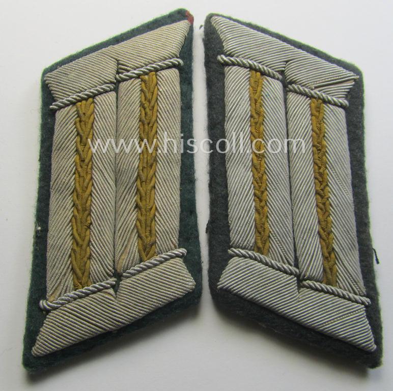 Pair of WH (Heeres) collar-tabs (ie. 'Kragenspiegel für Offiziere'): 'Offizier der Kavallerie- o. Aufkl.-Truppen'