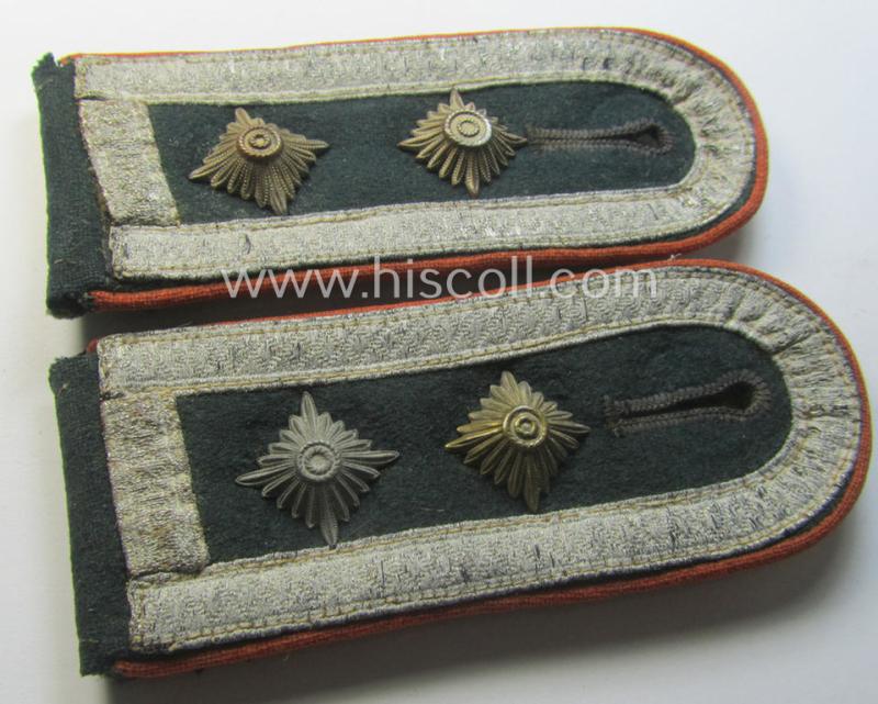 Pair of WH (Heeres) pre- ie. (early-) war-period (ie. 'M36 o. M40'-pattern-) NCO-type shoulderstraps: 'Oberfeldwebel der Feldgendarmerie-Trpn.'