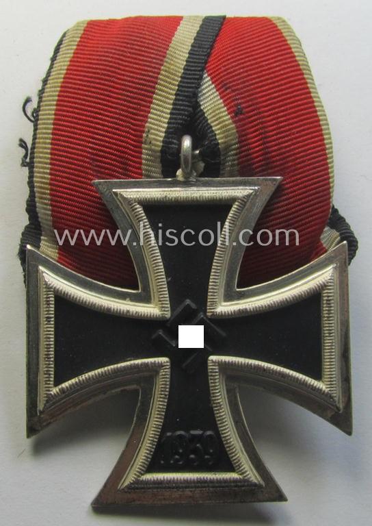 'Einzelspange' (ie. single-pieced medal-bar) showing an Iron Cross 2nd class (or: 'Eisernes Kreuz 2. Klasse')