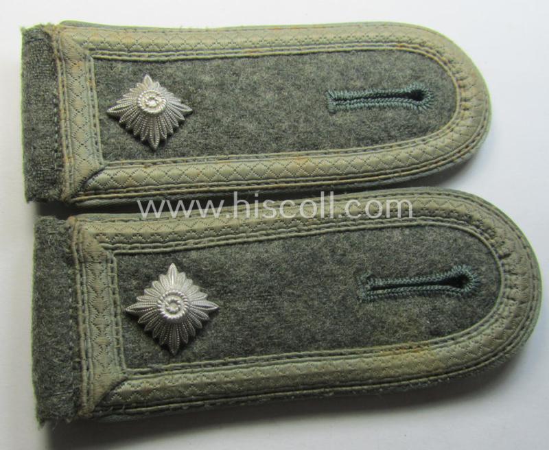 Pair of WH (Heeres) so-called: 'M40 o. M43'-pattern, NCO-type shoulderstraps: 'Feldwebel der Nachschub-Trpn.'