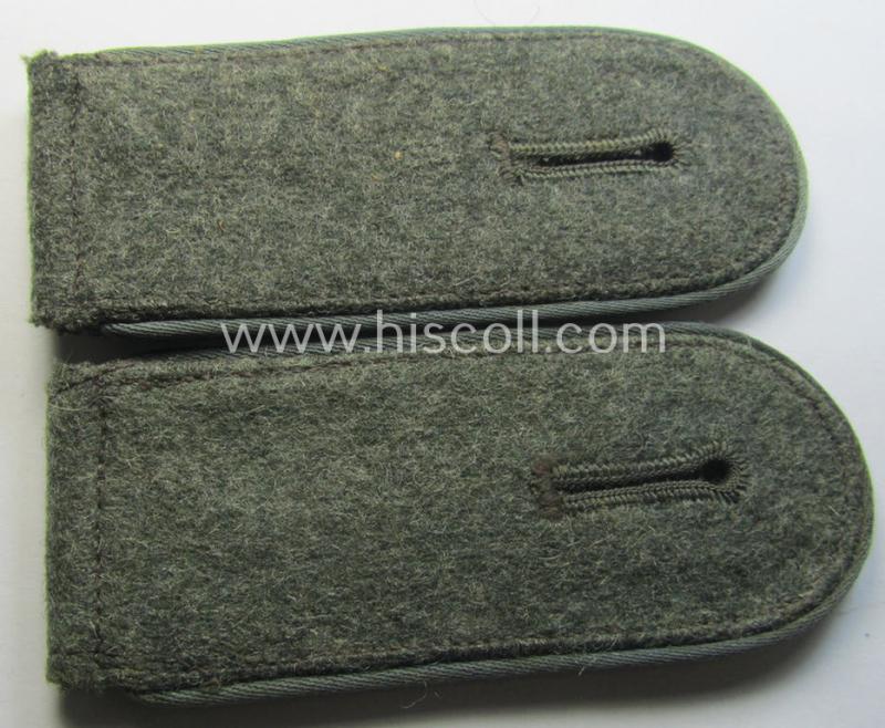Pair of WH (Heeres) so-called: 'M40 o. M43'-pattern, EM-type shoulderstraps: 'Soldat der Nachschub-Trpn.'