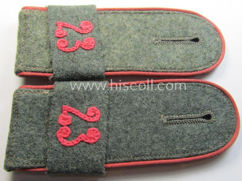Pair of early- (ie. mid-) war-period, so-called: 'M41 o. M43'-pattern, WH (Heeres) EM-type shoulderstraps that comes with its accompanying 'Überschube'-pair as intended for a: 'Soldat des Panzerjäger-Abts. 23'
