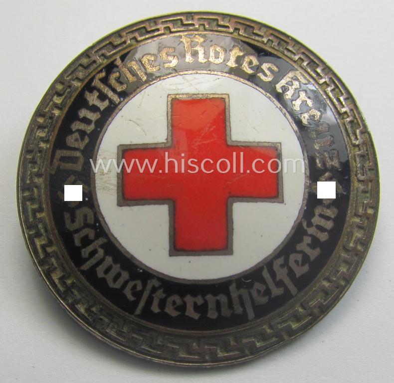 DRK (ie. 'Deutsches Rotes Kreuz' or German Red Cross) nurses'-helpers-badge: 'Schwesternhelferin' DRK (ie. 'Deutsches Rotes Kreuz' or German Red Cross) nurses'-helpers-badge: 'Schwesternhelferin'