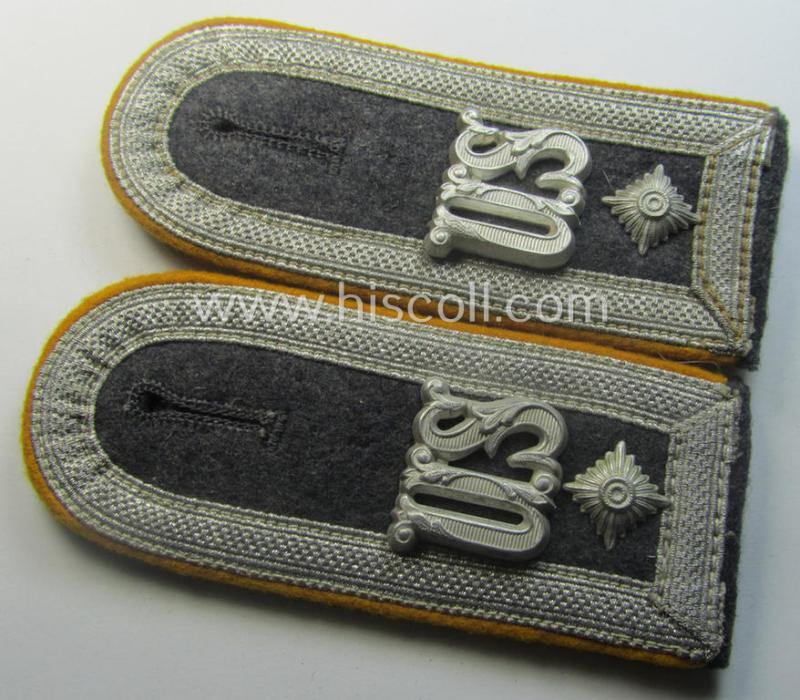 Very unusually seen, pair of WH (Luftwaffe) NCO-type, neatly 'cyphered' shoulderstraps as was intended for usage by a: 'Feldwebel der Flieger- o. Fallschirmjäger-Truppen u. Mitglied einer Unteroffiziersschule'