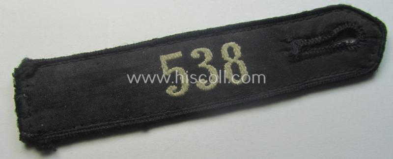Single, black-piped so-called: 'DJ- o. Deutsches Jungvolk' shoulderstrap as was intended for usage by a: 'DJ-Mitglied' who served within the (Austrian-based): 'Bann 538' (538 = 'Gmunden')