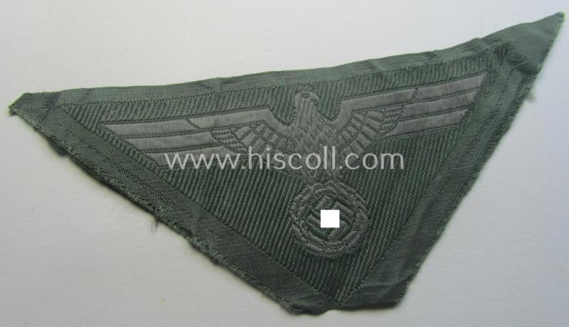 Later-war-period, WH (Heeres) so-called: 'M44'-pattern- and/or: trapezoid-shaped breasteagle (ie. 'Brustadler für Manns. u. Uffz.')