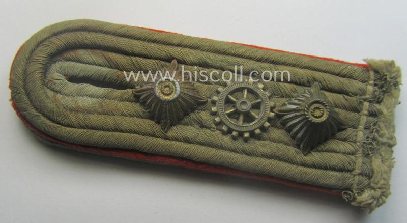 Single, WH (Heeres) neatly 'cyphered', officers-pattern shoulderboard as intended for a: 'Hauptmann der Reserve u. Feldingenieur des Heeres'
