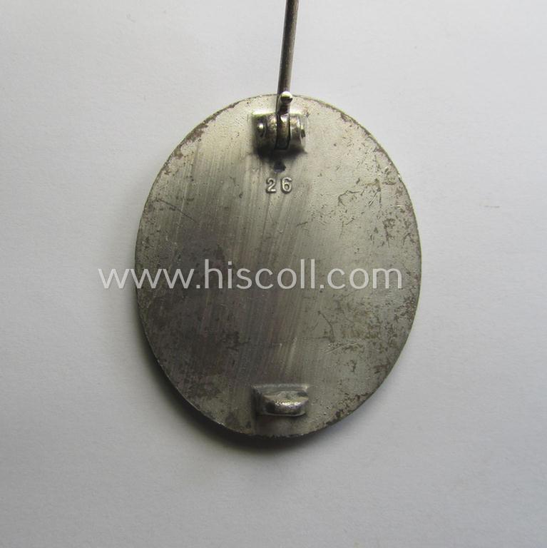 'Verwundeten-Abzeichen in Silber' being a clearly maker- (ie. '26'-) marked- and typical zinc- (ie. 'Feinzink'-) based example as was produced by the desirable maker: 'B.H. Mayer's Kunstprägeanstalt'
