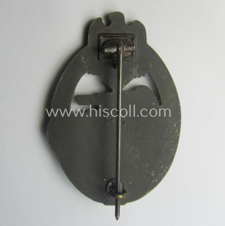 'Panzerkampfabzeichen in Bronze', being a maker- (ie. 'RS'-) marked version as executed in zinc- (ie. 'Feinzink'-) being a so-called: 'Thin Maker Mark'-variant as was produced by the: 'Rudolf Souval'-company