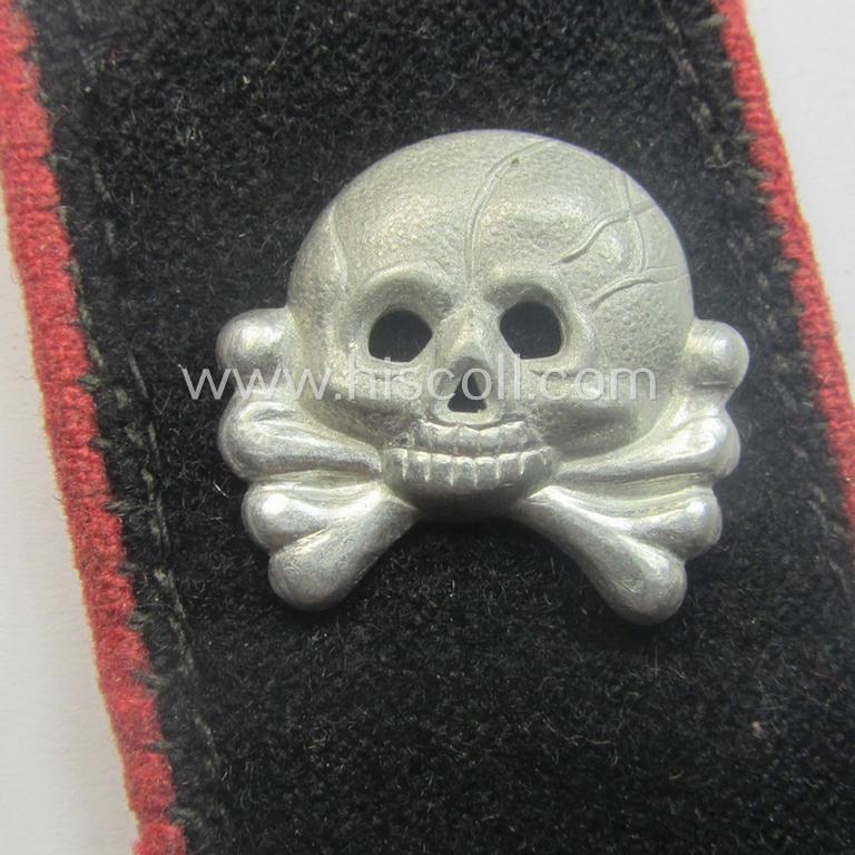 Early- (ie. mid-) war-period - albeit regrettably single! - WH (Heeres) black-coloured, woolen-based- and/or bright-pink-piped: 'Panzer'-collar-tab having an aluminium based 'Totenkopf' (ie. skull) attached