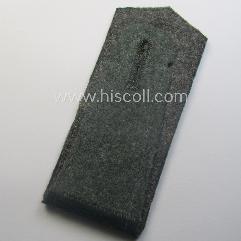 Single, early-period (ie. 'M36-pattern and/or pointed-styled), WH (Heeres) 'cyphered', EM-type shoulderstrap as was intended for a: 'Soldat des Kradschützen-Bataillons 1 der Pz.- u. Inf.-Div.'