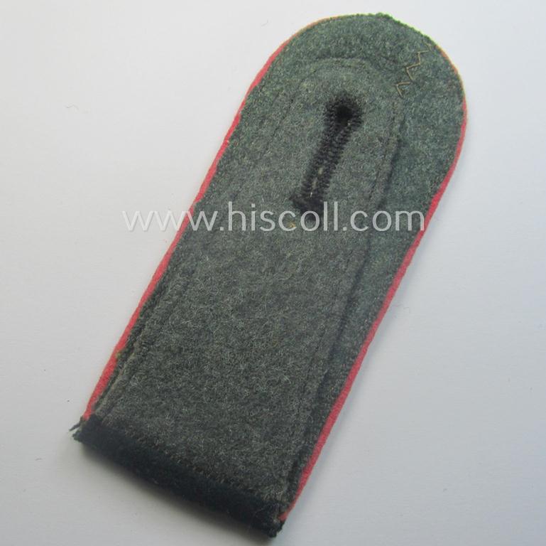 Single, early-period (ie. 'M40-pattern and/or rounded-styled), WH (Heeres) 'cyphered', EM-type shoulderstrap as was intended for a: 'Soldat des Kradschützen-Bataillons 2 der Pz.- u. Inf.-Div.'