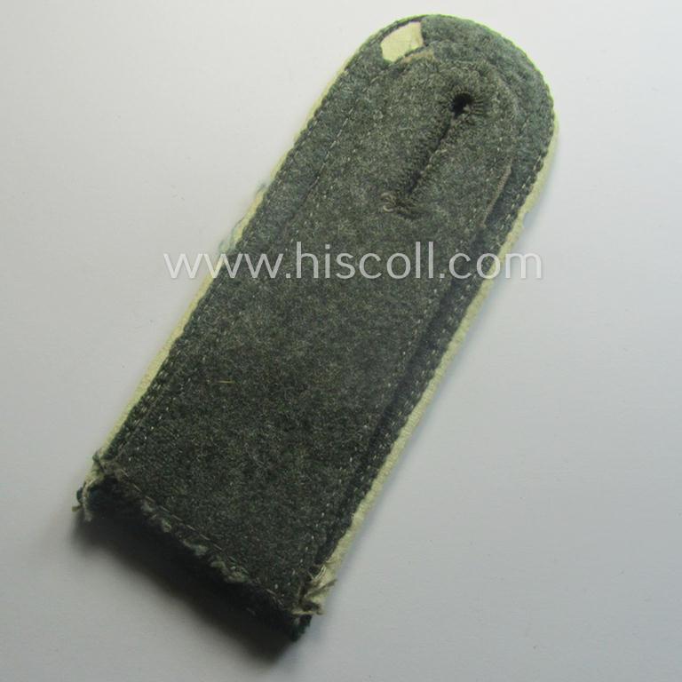 Single - and actually not that often seen! - WH (Heeres) NCO-type (ie. 'M36-/M40'-pattern- and 'pointed styled') 'cyphered' shoulderstrap as was intended for usage by an: 'Uffz. des Infanterie-Rgts. 47'